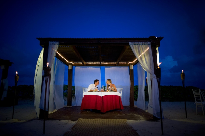 BlueBay Grand Esmeralda Dinner on Beach