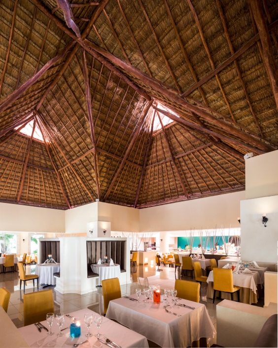 BlueBay Grand Esmeralda-Restaurant 2
